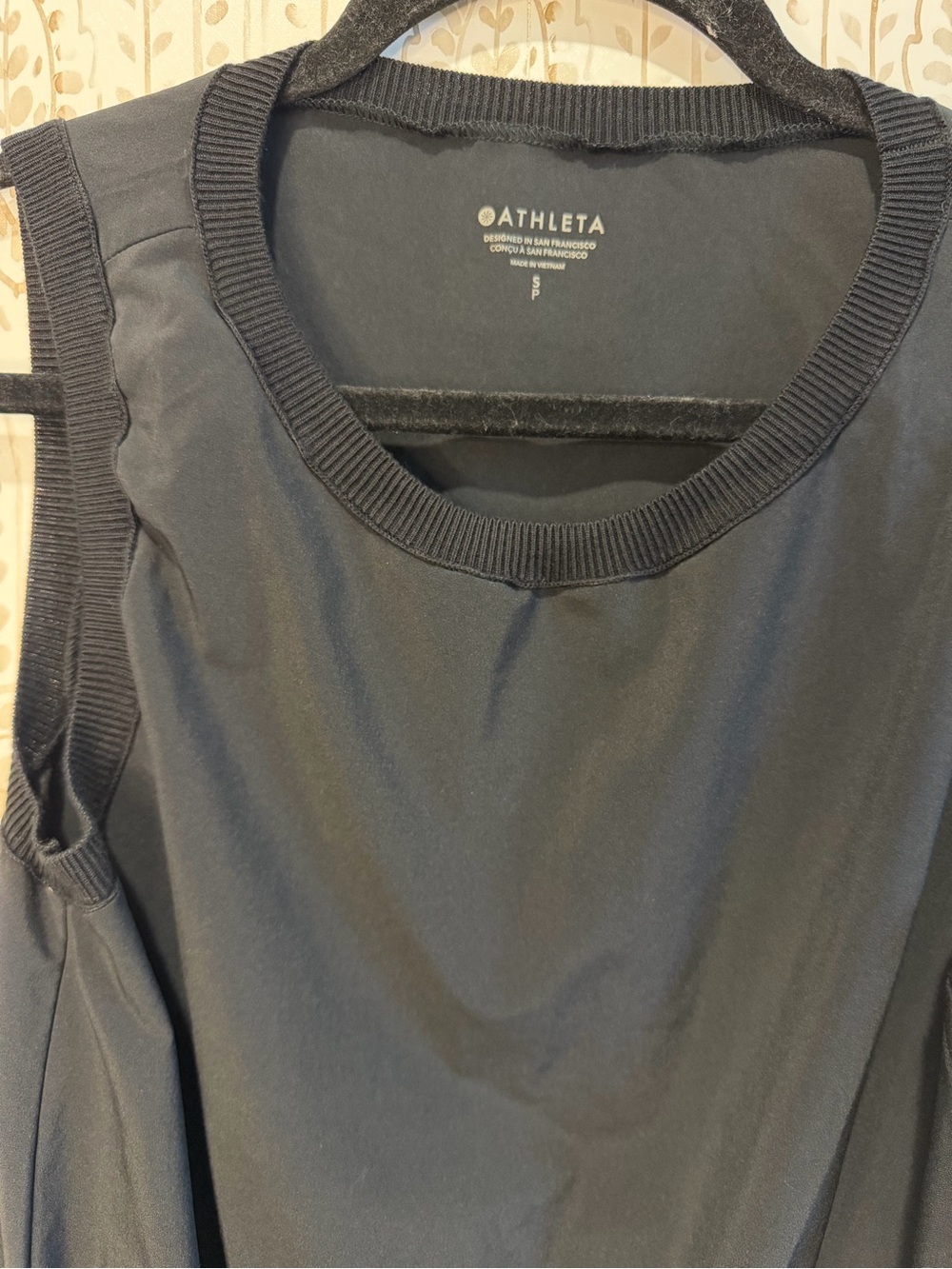 Athleta Rincon Dress Black Size Small Athleisure Cinch Waist Sleeveless - Picture 4 of 8